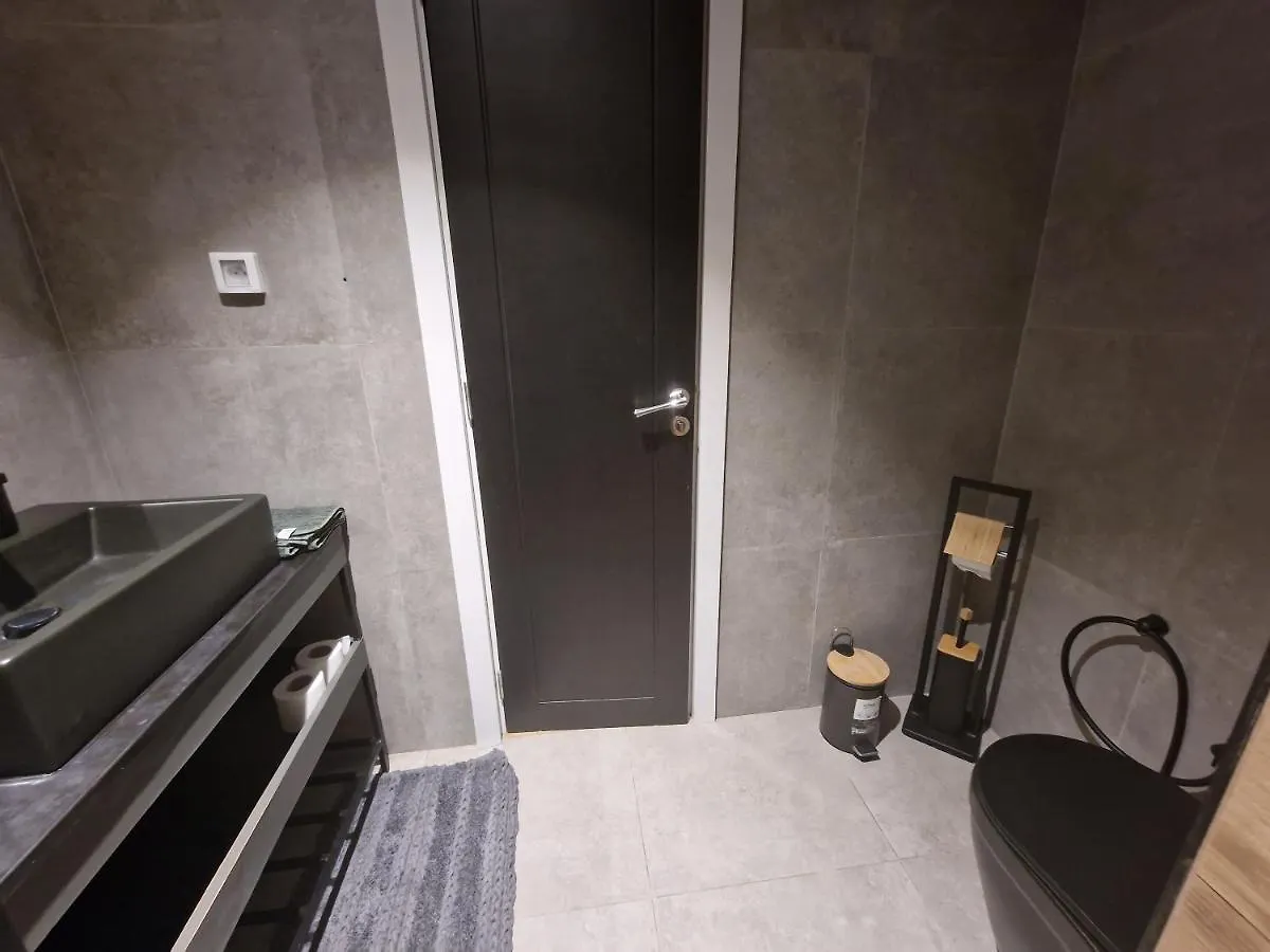 Captivating 2-Bed Apartment In Tunis